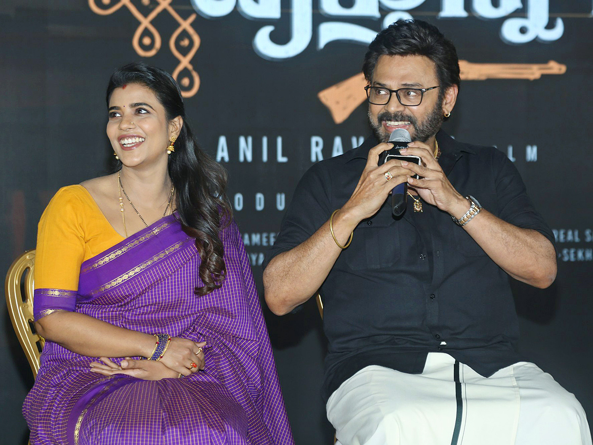 Sankranthiki_20Vasthunnam_20Movie_20Press_20Meet_20Photos_17.jpg 17