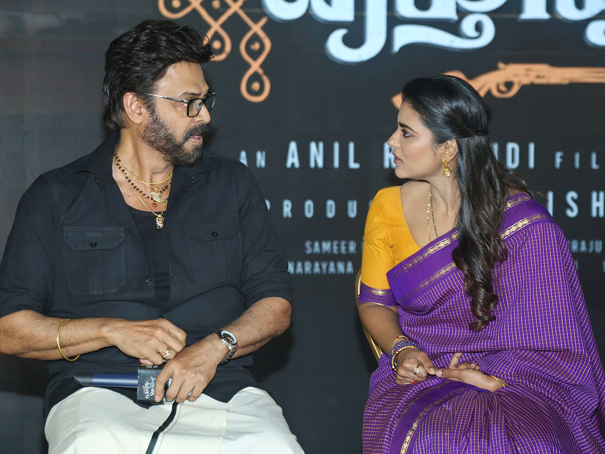 Sankranthiki_20Vasthunnam_20Movie_20Press_20Meet_20Photos_30.jpg 29