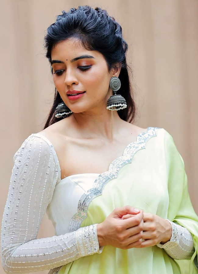 Amrutha_20Iyer6.jpg 7