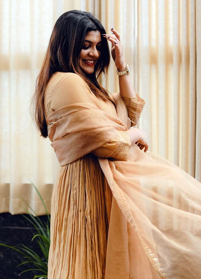 Aparna_20Bala_20Murali9.jpg 10