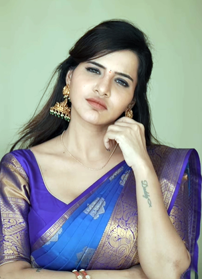 Ashu_20reddy11.jpg 12