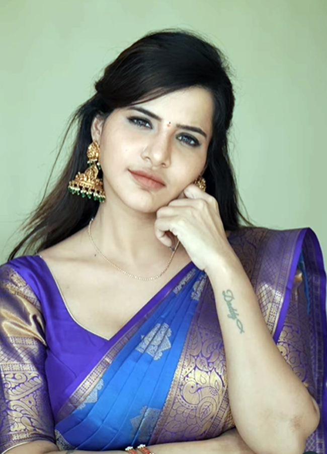 Ashu_20reddy13.jpg 14