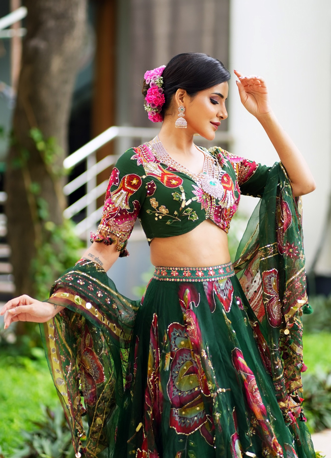 Ashu_20reddy18.jpg 19