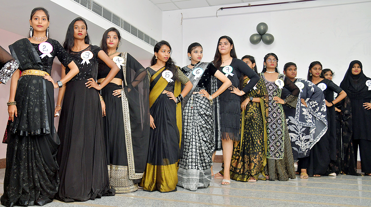 Maris_20Stella_20College_20Students_20Miss_20Black_20Fashion_20Show_20Photo_20Gallery_12.jpg 11