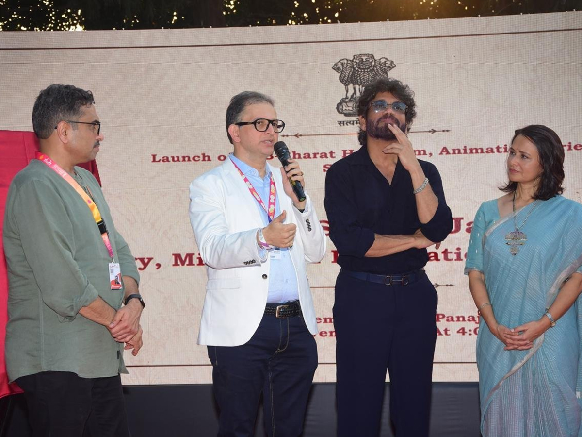 Naga_20Chaitanya_20Sobhita_20Dhulipala_20Attend_20IFFI_202024_20Photos_20.jpg 19