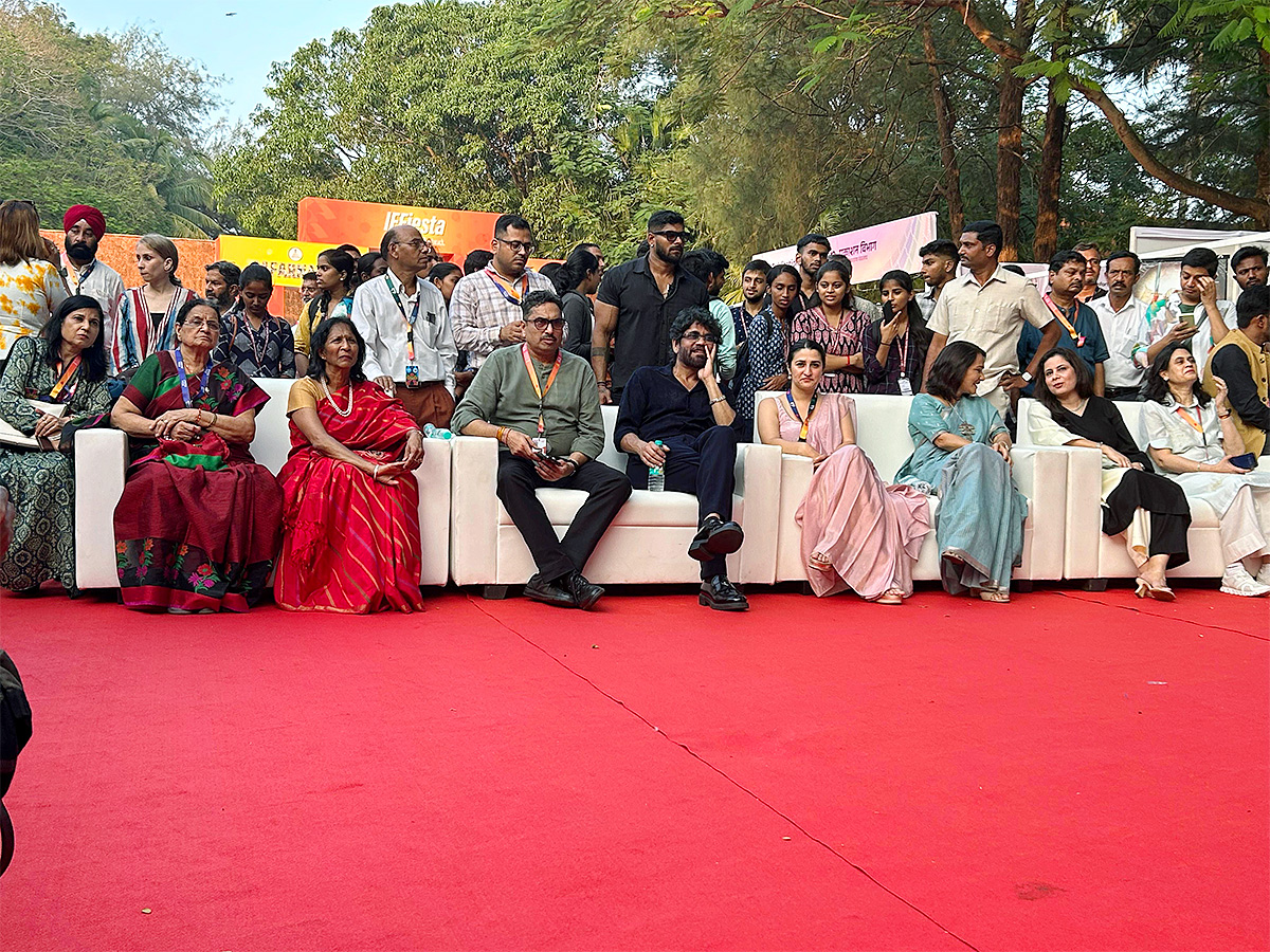 Naga_20Chaitanya_20Sobhita_20Dhulipala_20Attend_20IFFI_202024_20Photos_23.jpg 22