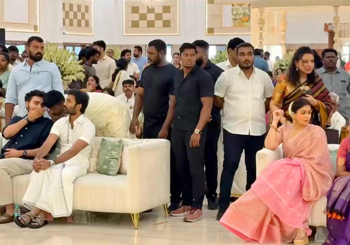 Nayanthara_2C_20Dhanush_20attend_20Idli_20Kadai_20producer_20Wedding_20Photos_2.jpg 2