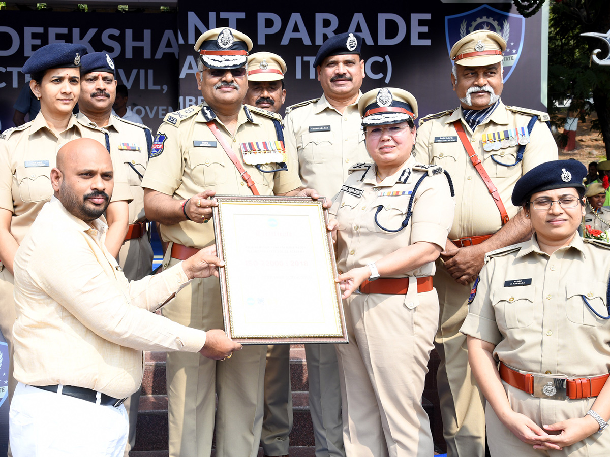 Passing_20out_20parade_20at_20Telangana_20Police_20Academy_20Photos_30.jpg 27