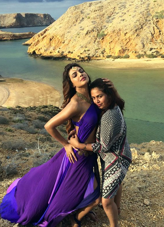 Priyanka_20chopra12.jpg 13