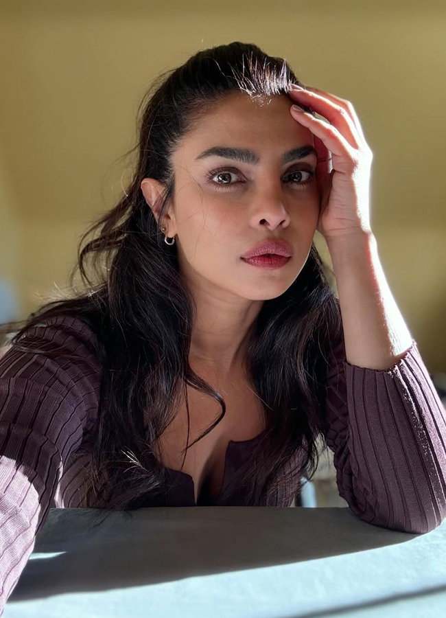 Priyanka_20chopra16.jpg 17