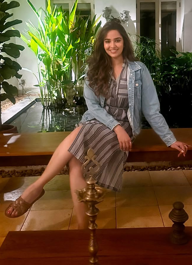 Poojitha_20Ponnada12.jpg 13