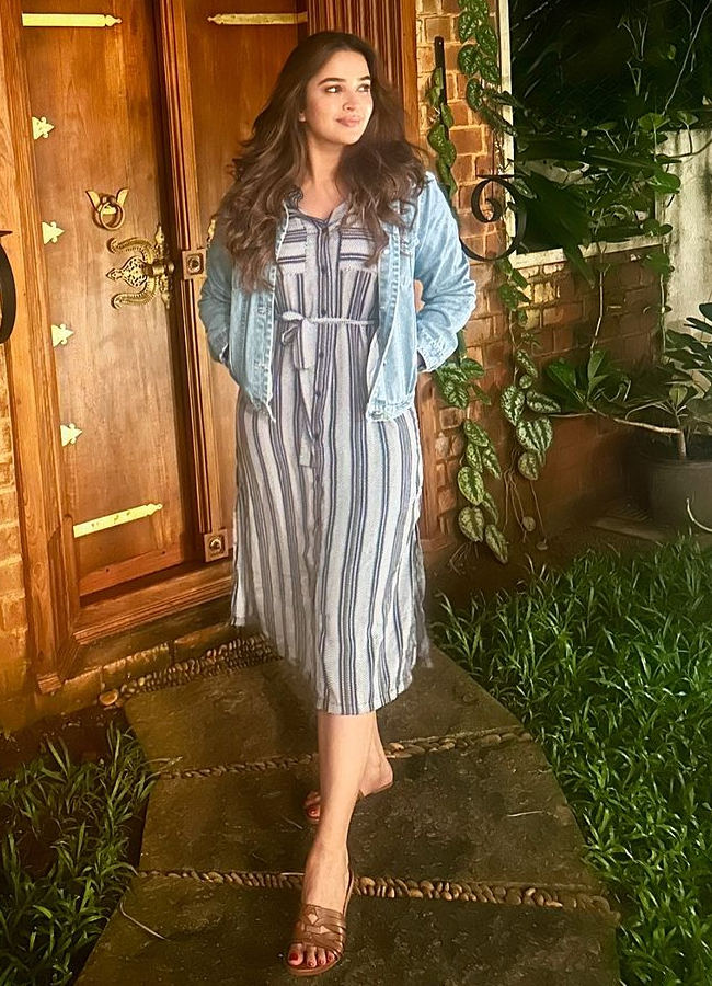 Poojitha_20Ponnada13.jpg 14