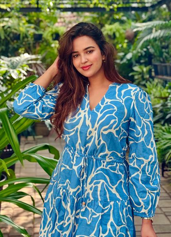 Poojitha_20Ponnada6.jpg 7