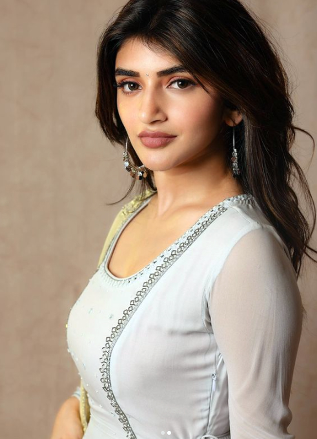 Sreeleela15.jpg 16