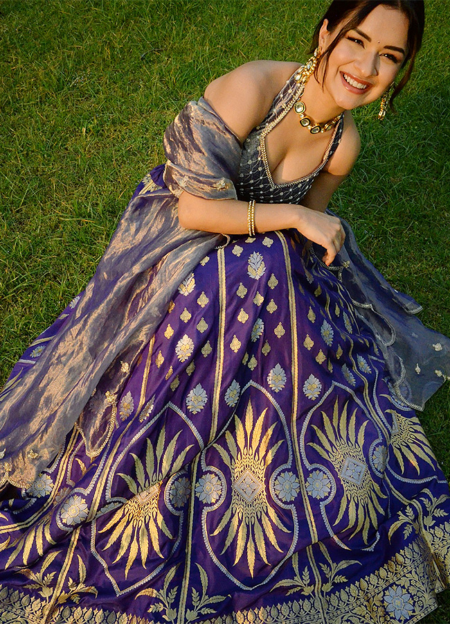 actress_20avneet_20kaur_20hot_20photoshoot__20_2810_29.jpg 10