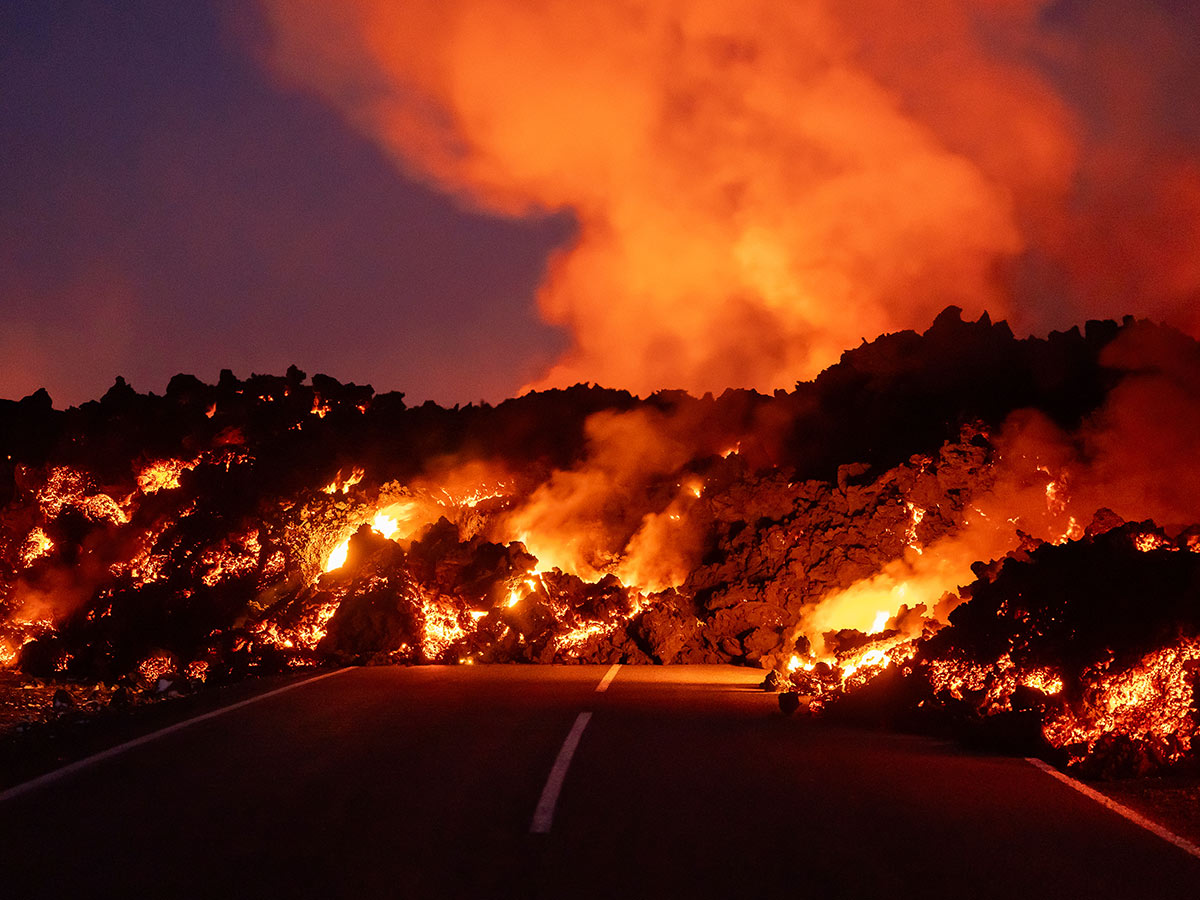 volcanic_20eruption_20that_20started_20on_20the_20Reykjanes_20Peninsula_20in_20Iceland__20_2817_29.jpg 17