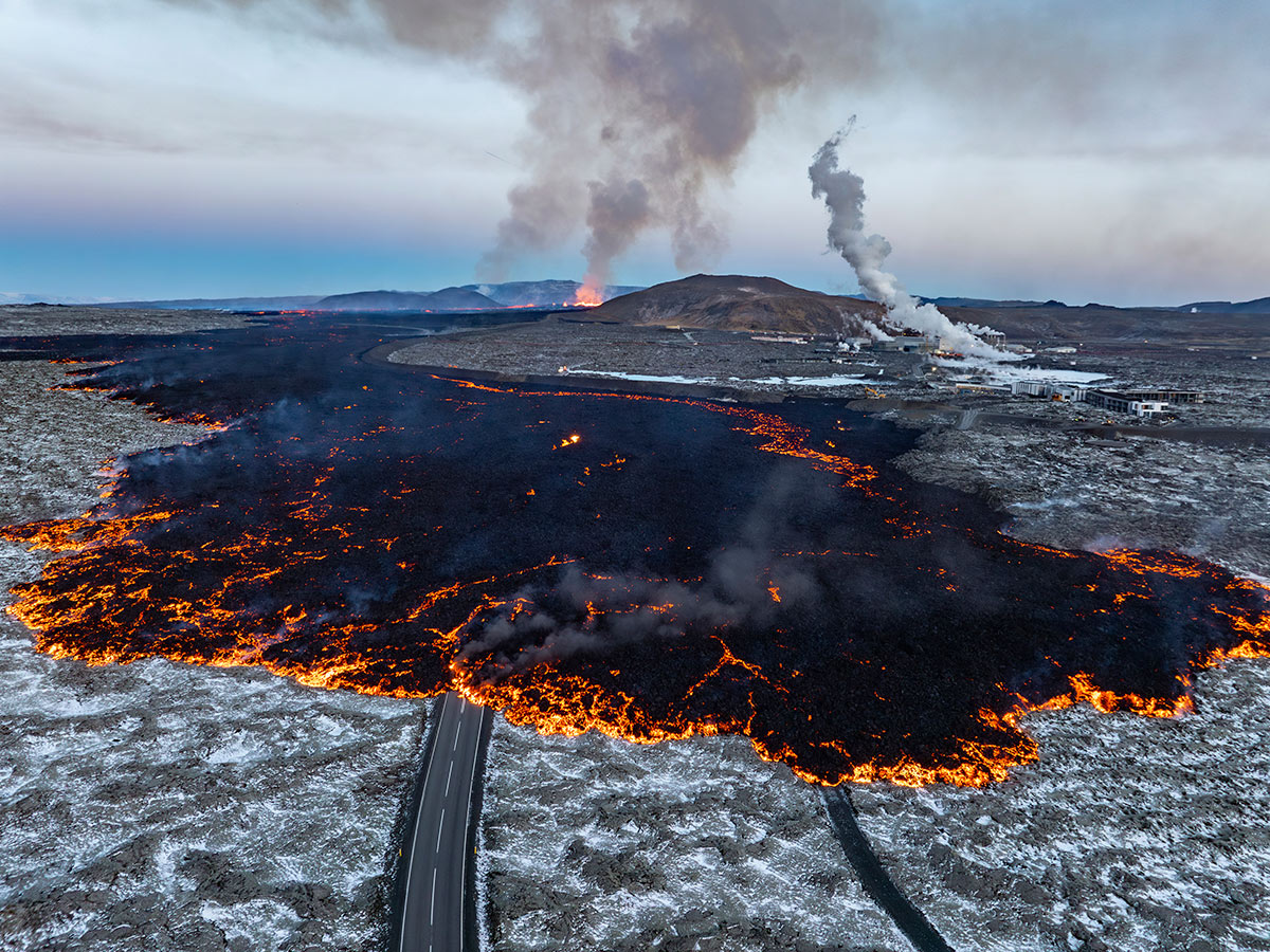 volcanic_20eruption_20that_20started_20on_20the_20Reykjanes_20Peninsula_20in_20Iceland__20_2818_29.jpg 18