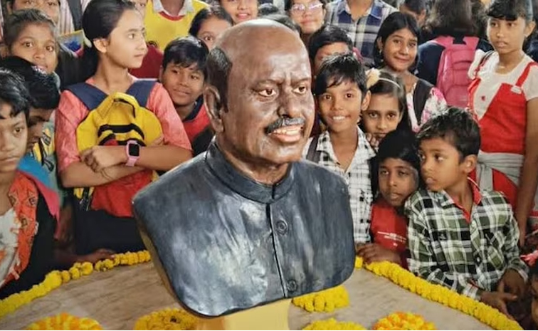 anandabose.jpg