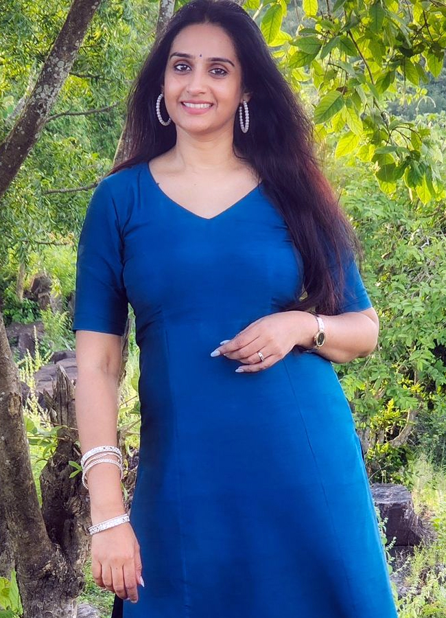 Laya_20at_20Polavaram11.jpg 12