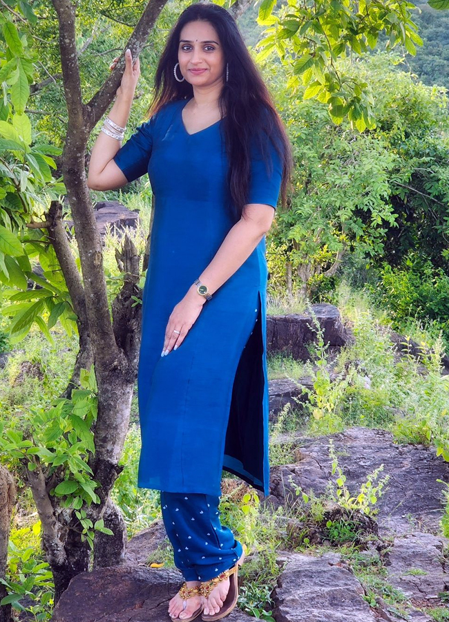 Laya_20at_20Polavaram15.jpg 16
