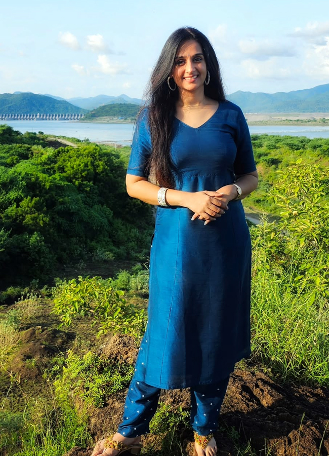 Laya_20at_20Polavaram2.jpg 3