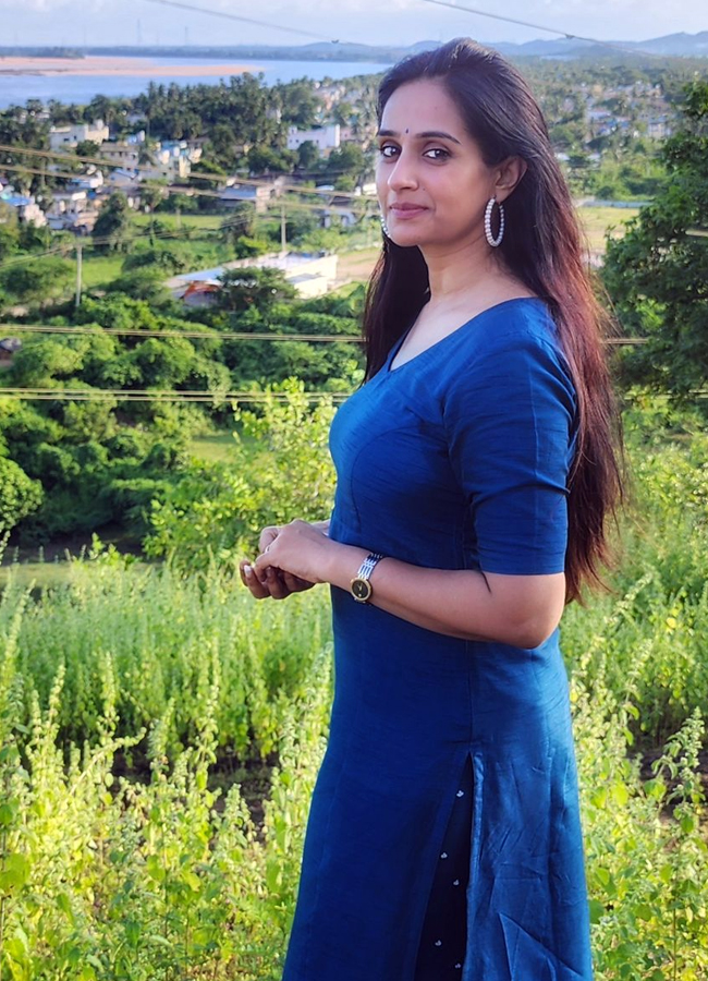 Laya_20at_20Polavaram7.jpg 8