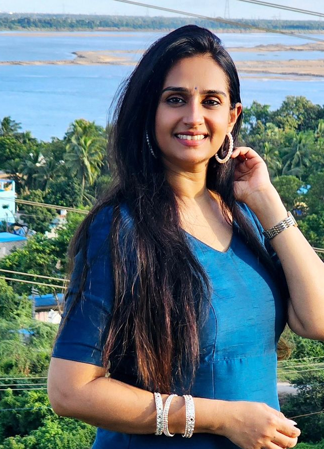 Laya_20at_20Polavaram8.jpg 9