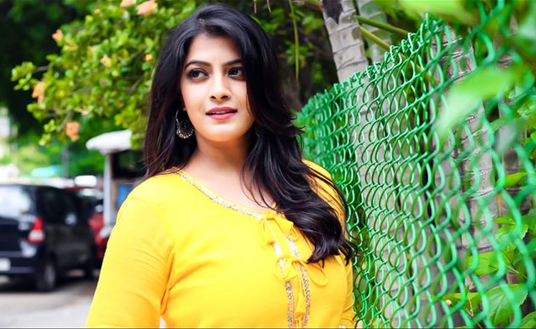 VARALAXMI.jpg