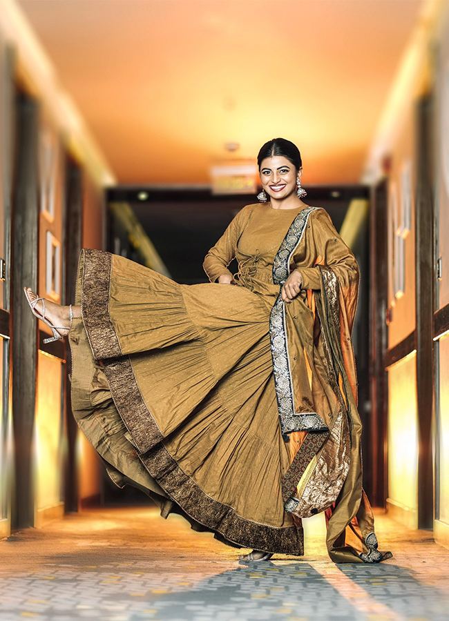 Actress_20Anandhi_20Latest_20Photos__20_2814_29.jpg 15