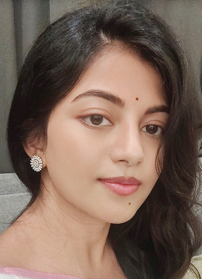 Actress_20Anandhi_20Latest_20Photos__20_2823_29.jpg 24
