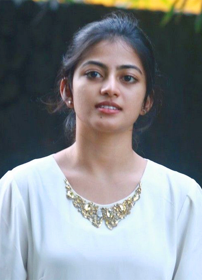Actress_20Anandhi_20Latest_20Photos__20_2824_29.jpg 25
