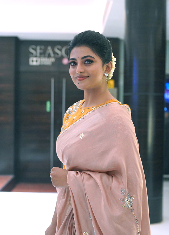 Actress_20Anandhi_20Latest_20Photos__20_288_29.jpg 9