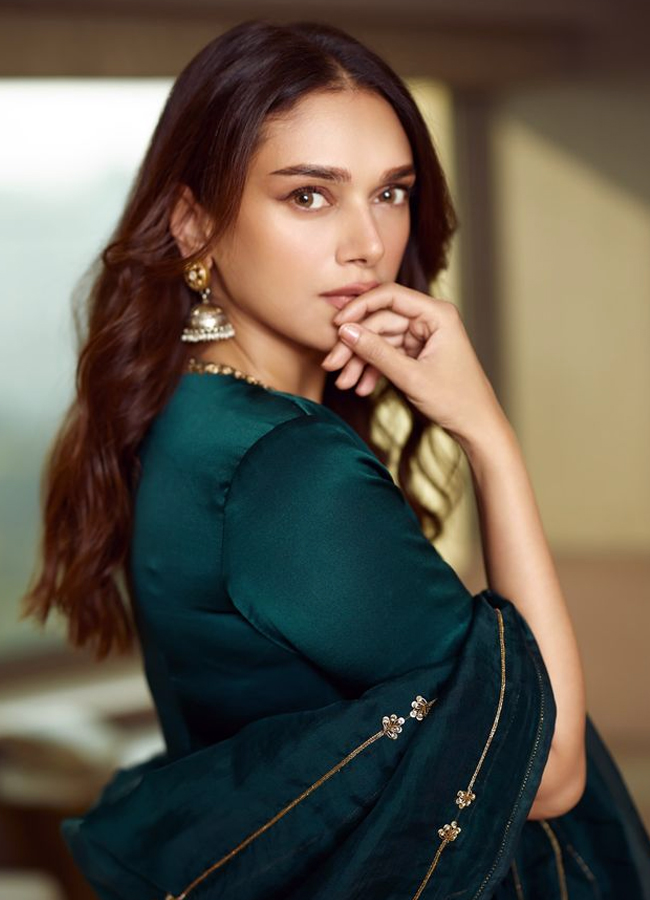 Adithi_20rao10.jpg 11