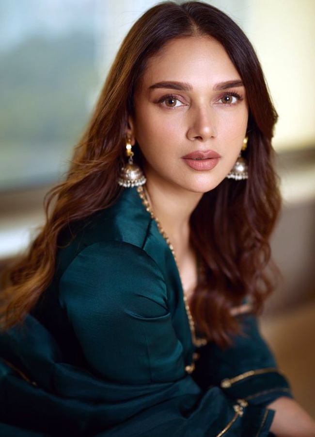 Adithi_20rao3.jpg 4