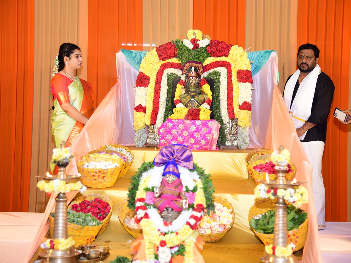 Ayyappa_20Swamy_20Padi_20Pooja_20At_20Kadapa_20Photos__20_2823_29.jpg 23