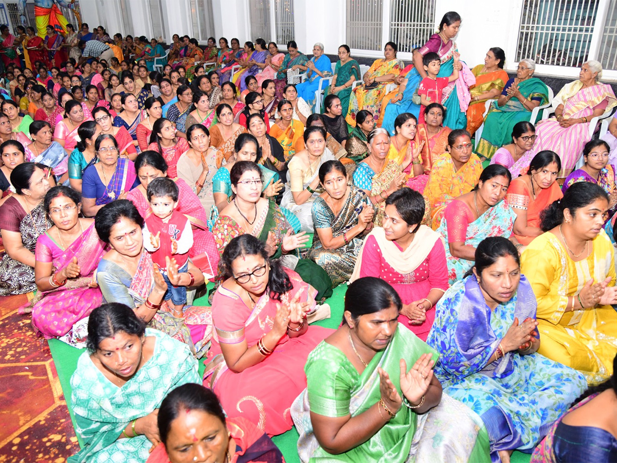 Ayyappa_20Swamy_20Padi_20Pooja_20At_20Kadapa_20Photos__20_2826_29.jpg 26