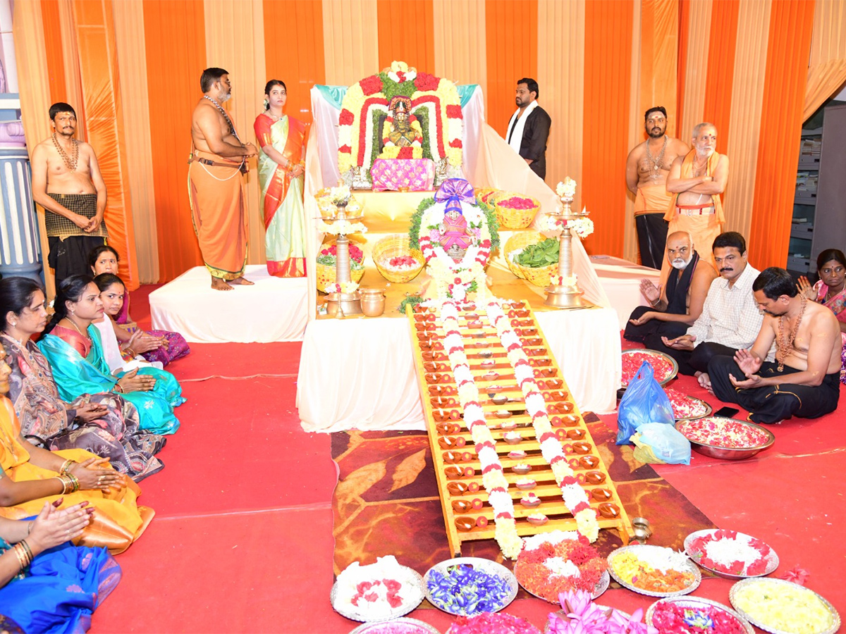 Ayyappa_20Swamy_20Padi_20Pooja_20At_20Kadapa_20Photos__20_2832_29.jpg 32