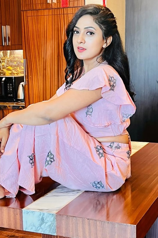 Heroine_20Sheela_20Kaur_20Movie_20Career_20And_20Lifestyle_20Photos_20_2811_29.jpg 11