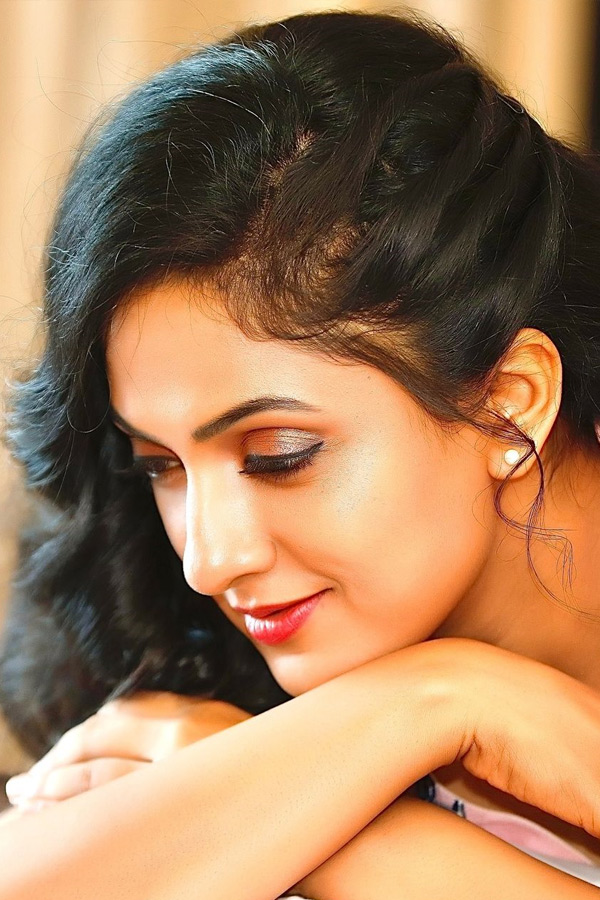 Heroine_20Sheela_20Kaur_20Movie_20Career_20And_20Lifestyle_20Photos_20_289_29.jpg 9