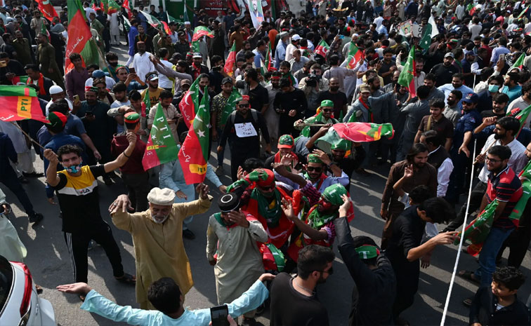 PTI.jpg