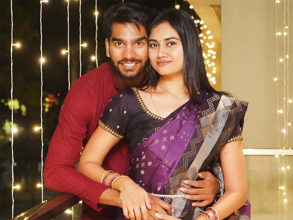 IPL_202025_20KKR_20Player_20Venkatesh_20Iyer_20Beautiful_20wife_20Shruti_20Ragunathan__20_286_29.jpg 6