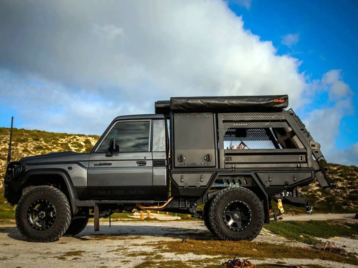 Toyota_20truck_20camper12_0.jpg 10