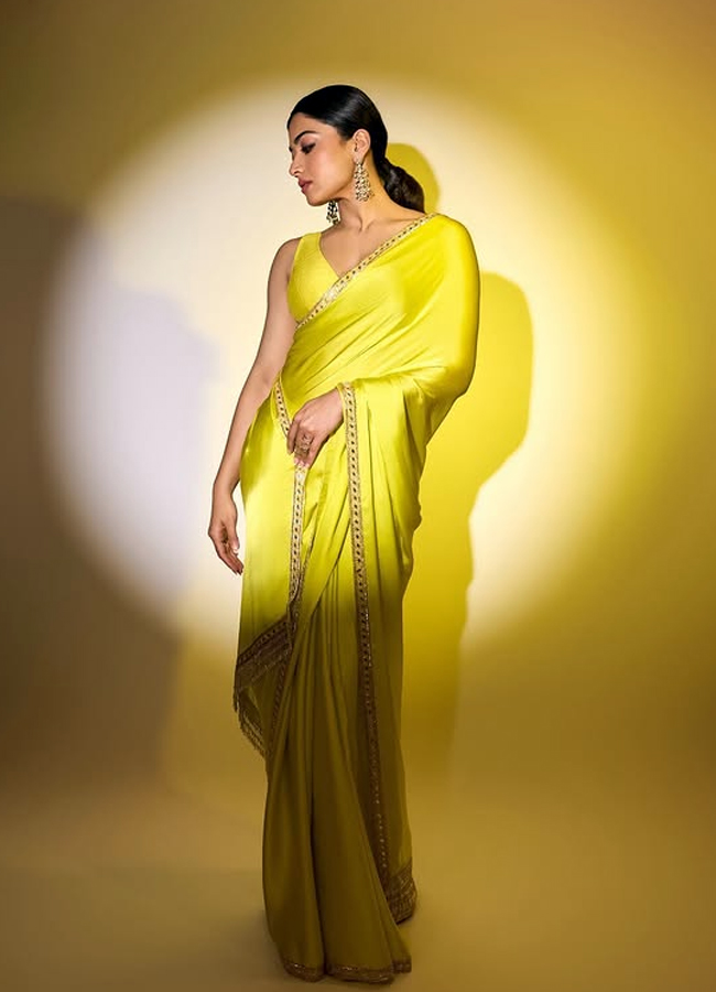 Rashmika10_0.jpg 16