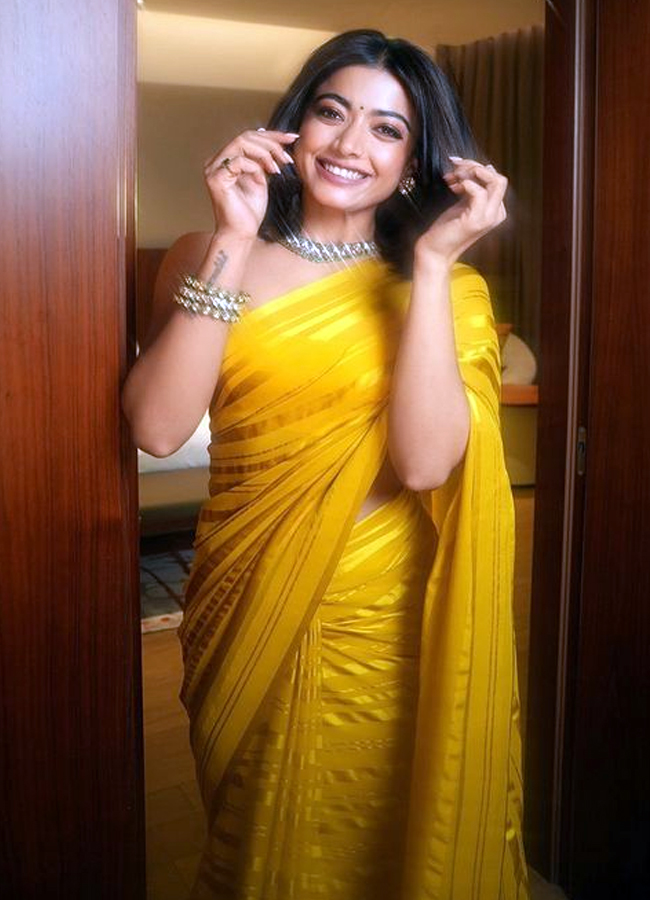 Rashmika4_0.jpg 5