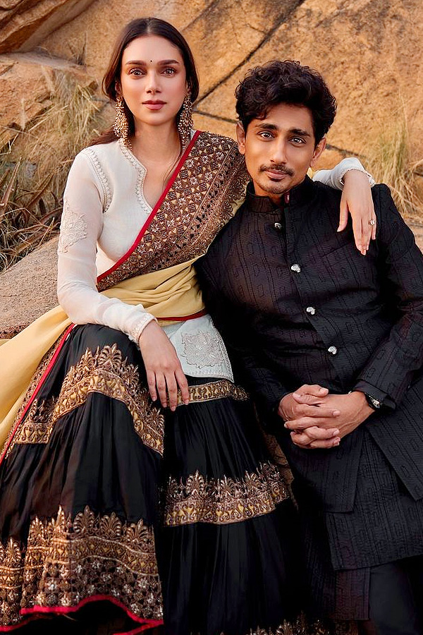 Aditi_20Rao_20Hydari_20and_20Siddharth_20share_20unseen_20pics_20from_20their_20pre-wedding_20photoshoot_20Photos_20_2816_29.jpg 6