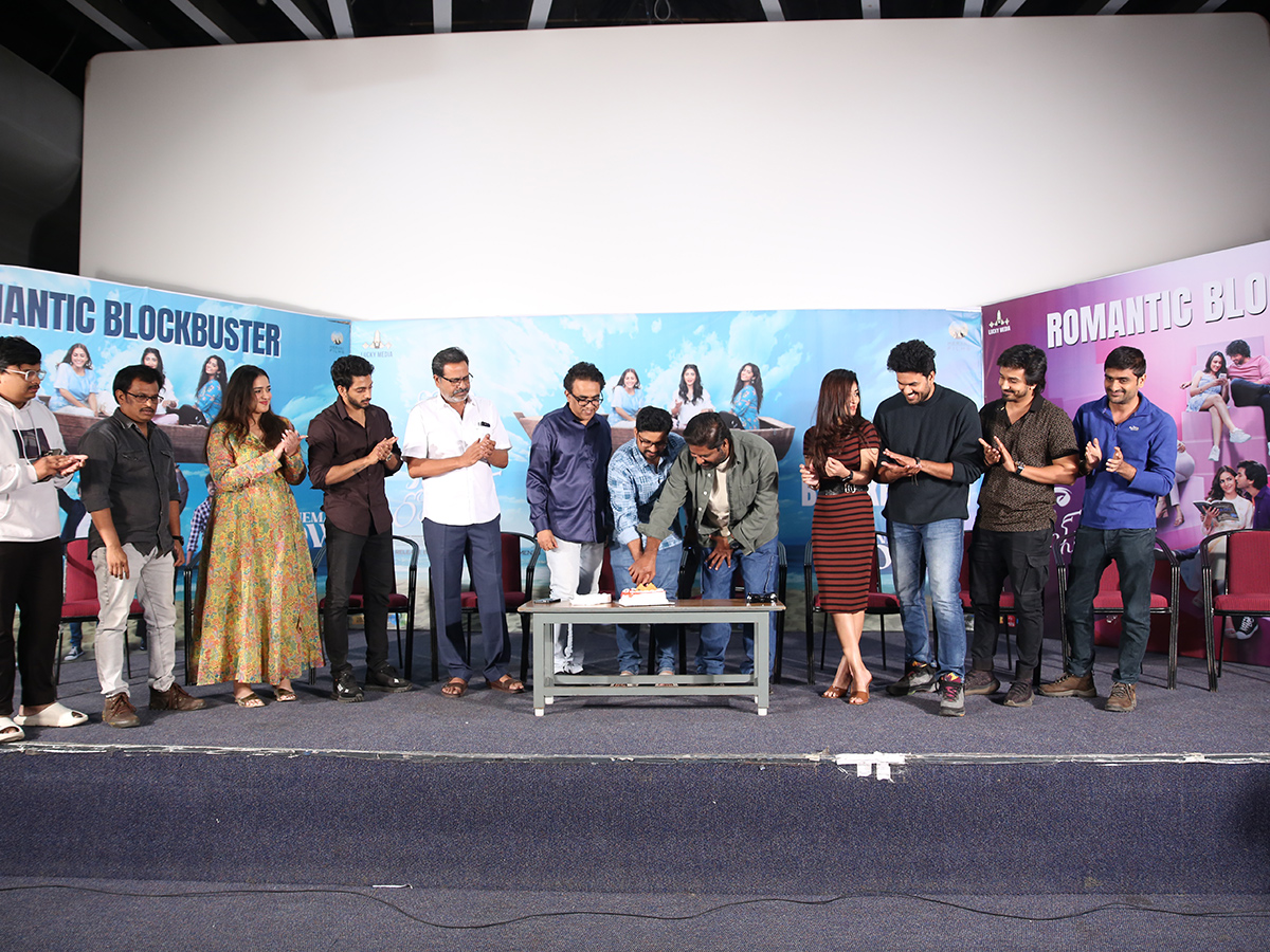 Roti_20Kapda_20Romance_20Movie_20Success_20Meet_20Photos__20_2813_29.jpg 13