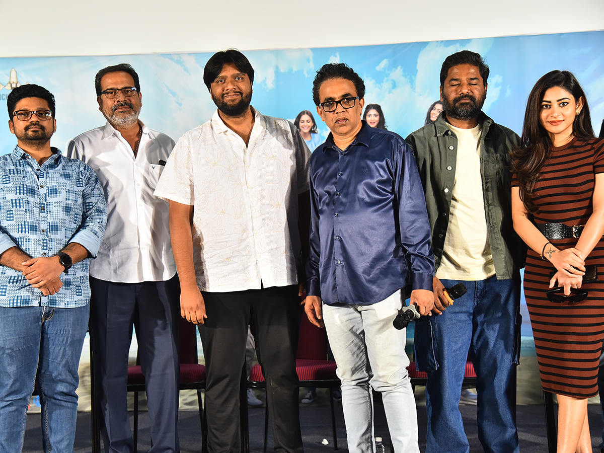 Roti_20Kapda_20Romance_20Movie_20Success_20Meet_20Photos__20_2816_29.jpg 16