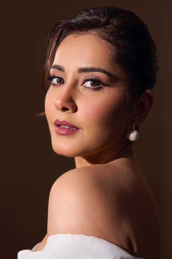 Raashii-Khanna-7.jpg 8