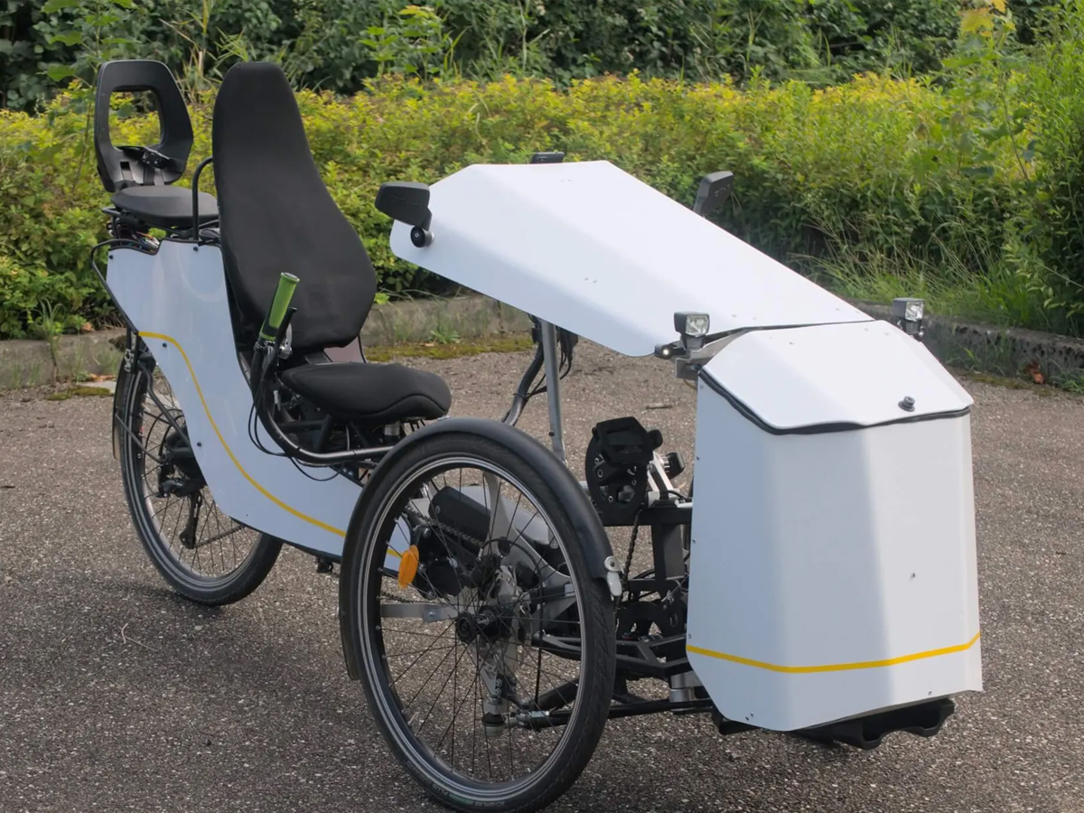 Semi-enclosed_20recumbent_20e-trike_20splits_20the_20difference_20between_20bike_20and_20car_20Photos_20_281_29.jpg 2