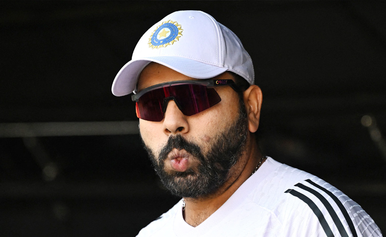 rohit.jpg
